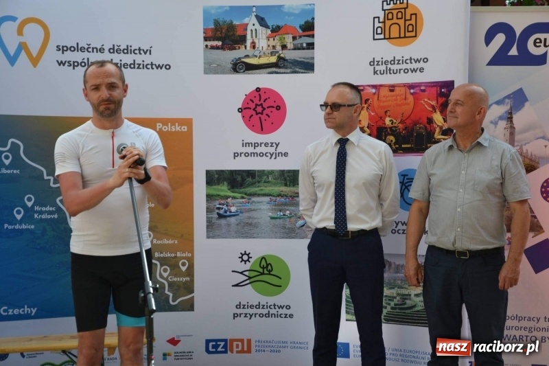 Zdjęcie w galerii na portalu naszraciborz.pl: Z Ustronia na raciborski zamek. Trzy dni rowerem w upale wiadomości z regionu