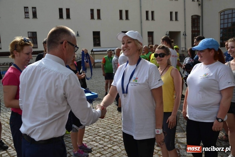 Zdjęcie w galerii na portalu naszraciborz.pl: Z Ustronia na raciborski zamek. Trzy dni rowerem w upale wiadomości z regionu