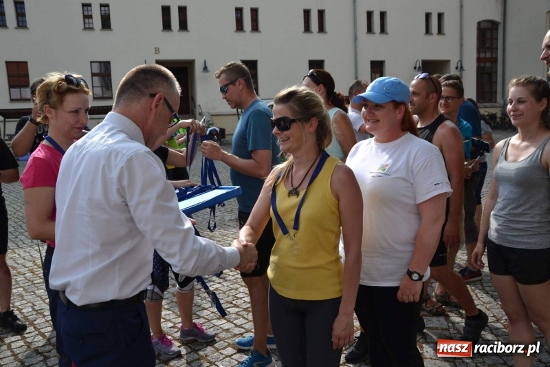 Zdjęcie w galerii na portalu naszraciborz.pl: Z Ustronia na raciborski zamek. Trzy dni rowerem w upale wiadomości z regionu
