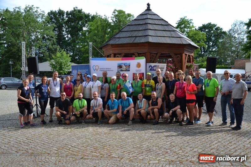 Zdjęcie w galerii na portalu naszraciborz.pl: Z Ustronia na raciborski zamek. Trzy dni rowerem w upale wiadomości z regionu