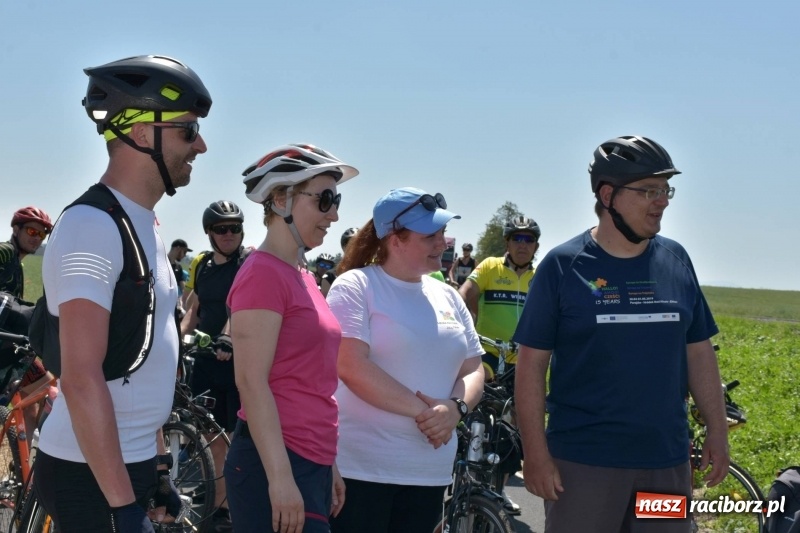 Zdjęcie w galerii na portalu naszraciborz.pl: Oddano do użytku ścieżkę rowerową Tworków-Krzyżanowice  wiadomości z regionu