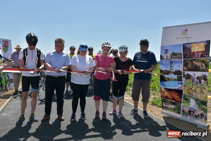 Zdjęcie w galerii na portalu naszraciborz.pl: Oddano do użytku ścieżkę rowerową Tworków-Krzyżanowice  wiadomości z regionu