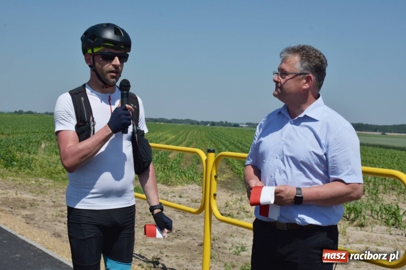 Zdjęcie w galerii na portalu naszraciborz.pl: Oddano do użytku ścieżkę rowerową Tworków-Krzyżanowice  wiadomości z regionu