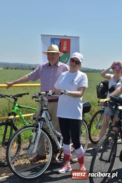 Zdjęcie w galerii na portalu naszraciborz.pl: Oddano do użytku ścieżkę rowerową Tworków-Krzyżanowice  wiadomości z regionu