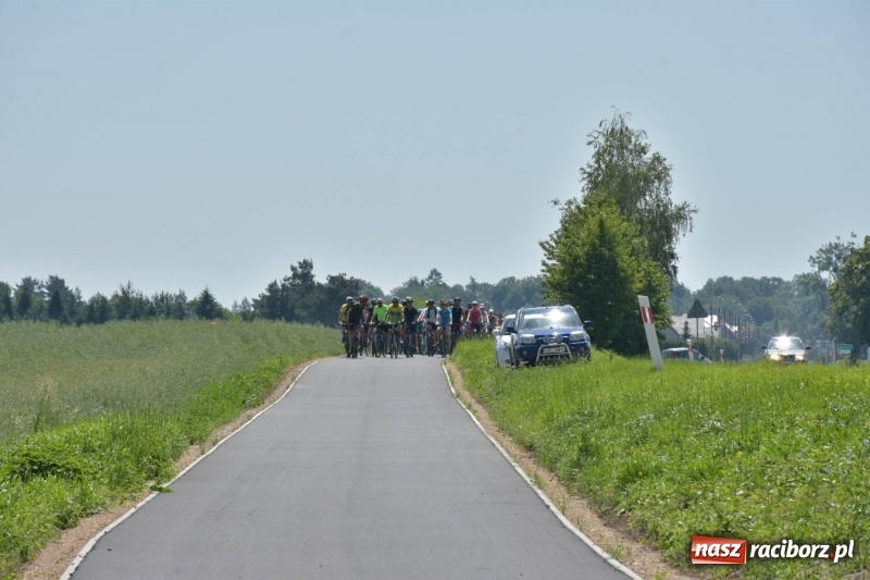 Zdjęcie w galerii na portalu naszraciborz.pl: Oddano do użytku ścieżkę rowerową Tworków-Krzyżanowice  wiadomości z regionu