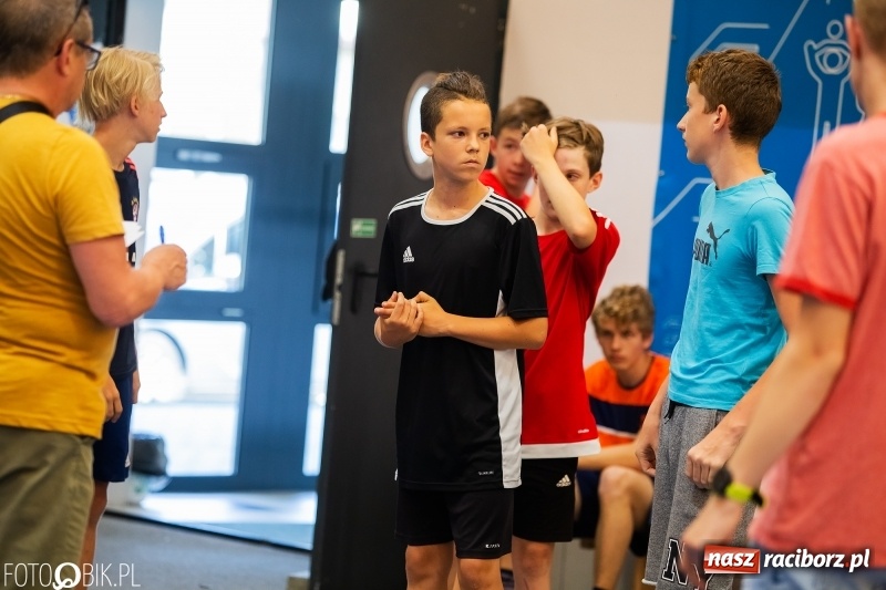 Zdjęcie w galerii na portalu naszraciborz.pl: Mały Memoriał Lekkoatletyczny im. Janusza Kusocińskiego w ZSOMS wiadomości z regionu