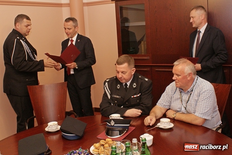 Zdjęcie w galerii na portalu naszraciborz.pl: Brzeziki na ratunek Wilkowicom wiadomości z regionu