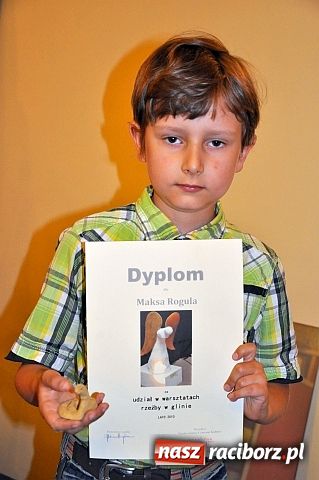 Zdjęcie w galerii na portalu naszraciborz.pl: Wykorzystali kilkanaście kilogramów gliny wiadomości z regionu