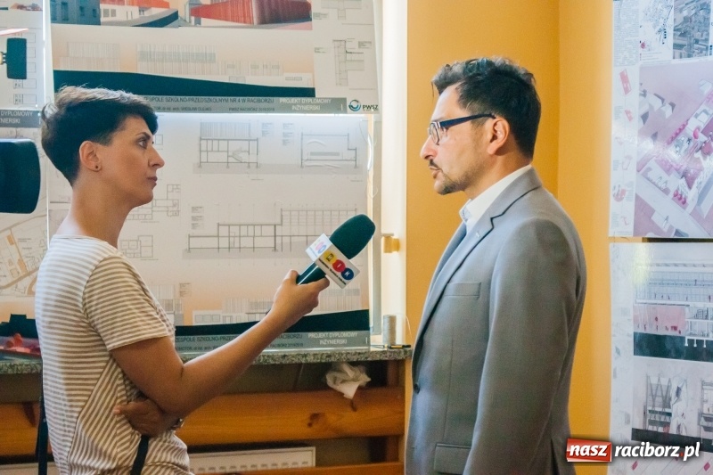 Zdjęcie w galerii na portalu naszraciborz.pl: Szkoła w Studziennej marzy o sali gimnastycznej wiadomości z regionu