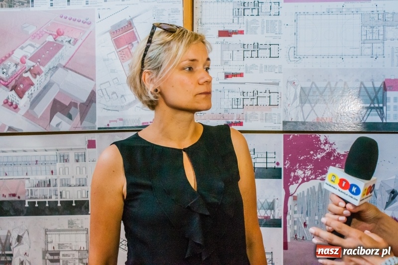 Zdjęcie w galerii na portalu naszraciborz.pl: Szkoła w Studziennej marzy o sali gimnastycznej wiadomości z regionu