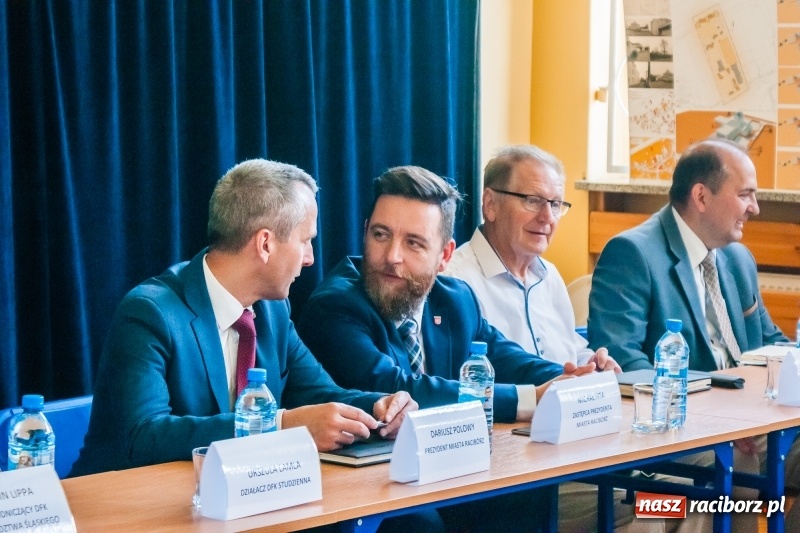 Zdjęcie w galerii na portalu naszraciborz.pl: Szkoła w Studziennej marzy o sali gimnastycznej wiadomości z regionu