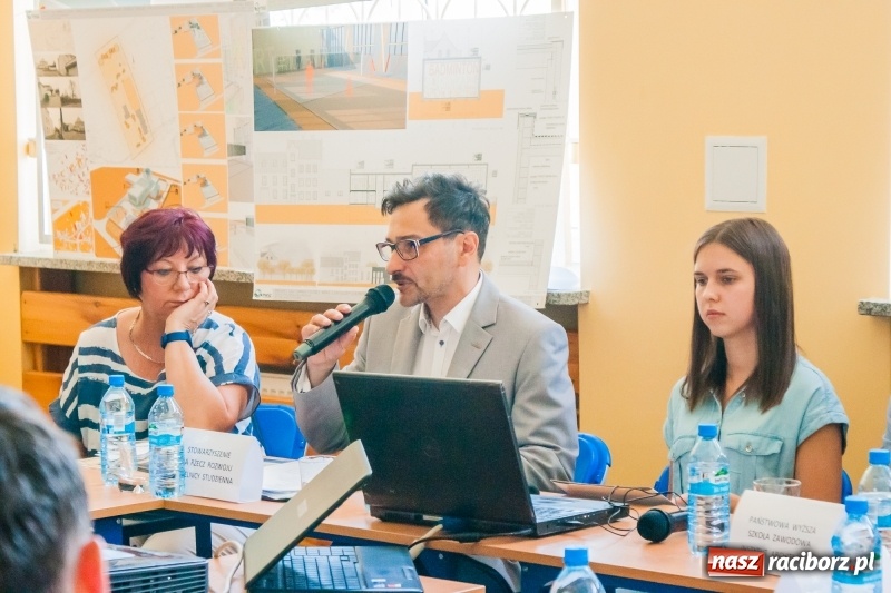 Zdjęcie w galerii na portalu naszraciborz.pl: Szkoła w Studziennej marzy o sali gimnastycznej wiadomości z regionu