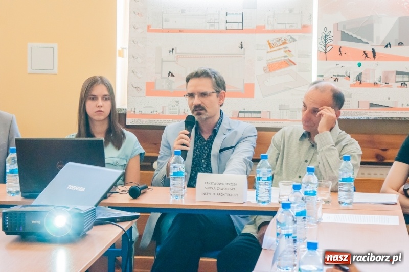 Zdjęcie w galerii na portalu naszraciborz.pl: Szkoła w Studziennej marzy o sali gimnastycznej wiadomości z regionu