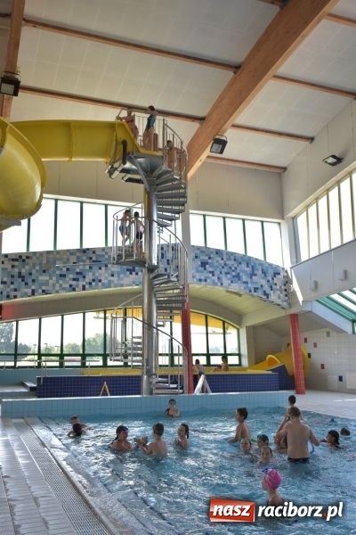 Zdjęcie w galerii na portalu naszraciborz.pl: Jak ryby w wodzie. Pływackie zawody w gminie Krzyżanowice  wiadomości z regionu