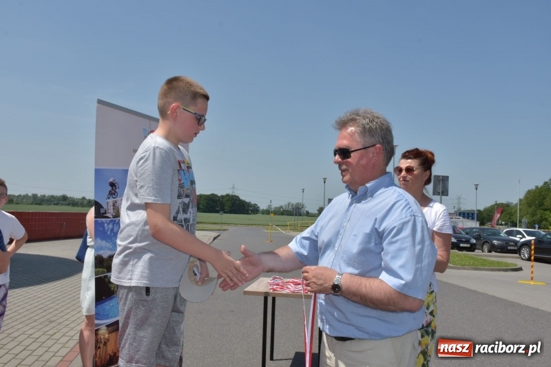 Zdjęcie w galerii na portalu naszraciborz.pl: Jak ryby w wodzie. Pływackie zawody w gminie Krzyżanowice  wiadomości z regionu