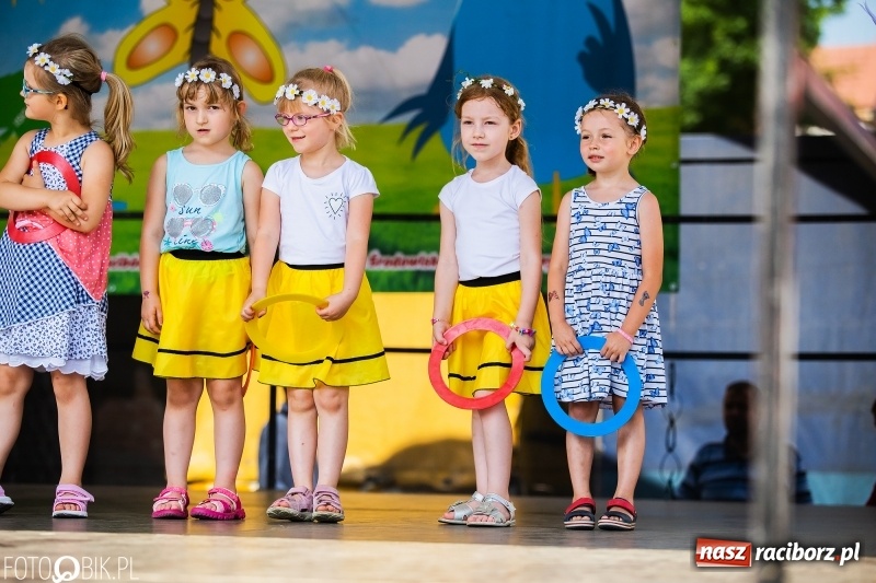 Zdjęcie w galerii na portalu naszraciborz.pl: Festyn ekologiczny dla dzieci na raciborskim Rynku wiadomości z regionu
