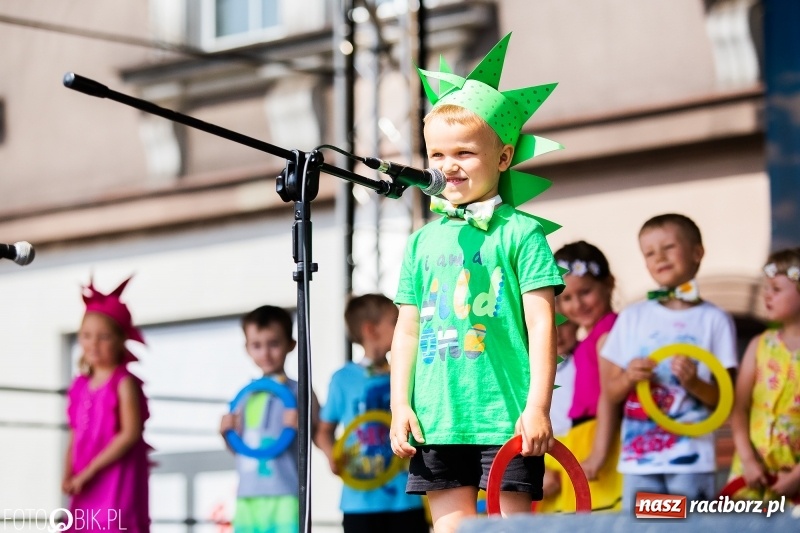 Zdjęcie w galerii na portalu naszraciborz.pl: Festyn ekologiczny dla dzieci na raciborskim Rynku wiadomości z regionu