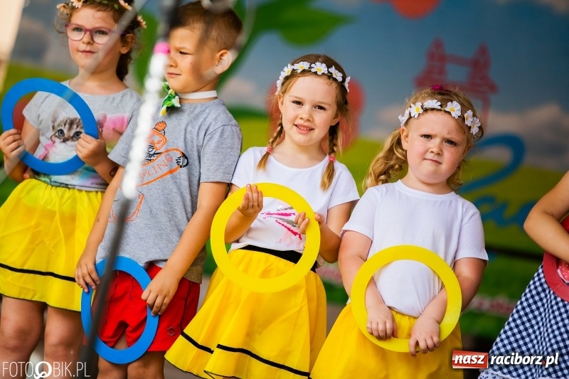 Zdjęcie w galerii na portalu naszraciborz.pl: Festyn ekologiczny dla dzieci na raciborskim Rynku wiadomości z regionu