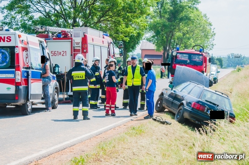 Zdjęcie w galerii na portalu naszraciborz.pl: Dwie audice zderzyły się na trasie Kornice-Pawłów [FOTO] wiadomości z regionu