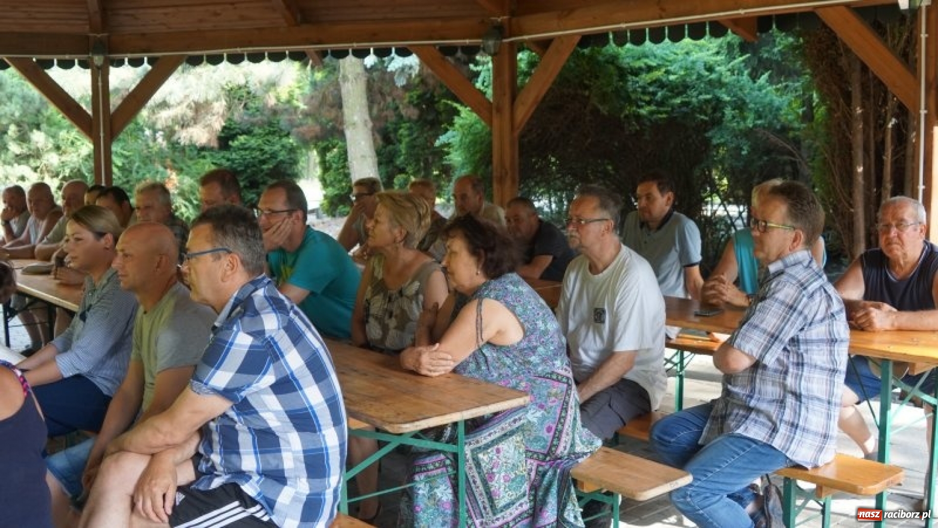 Zdjęcie w galerii na portalu naszraciborz.pl: Stop wyścigom, czyli prezydenci w Oborze  wiadomości z regionu