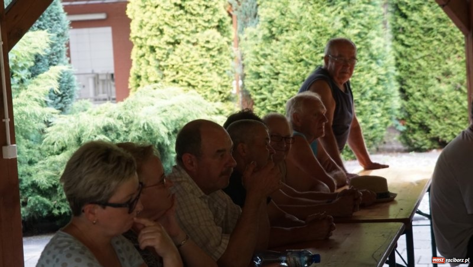 Zdjęcie w galerii na portalu naszraciborz.pl: Stop wyścigom, czyli prezydenci w Oborze  wiadomości z regionu