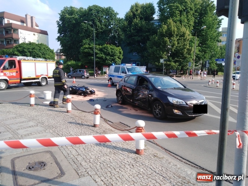 Zdjęcie w galerii na portalu naszraciborz.pl: Zderzenie opla i kawasaki pod sądem [FOTO] wiadomości z regionu
