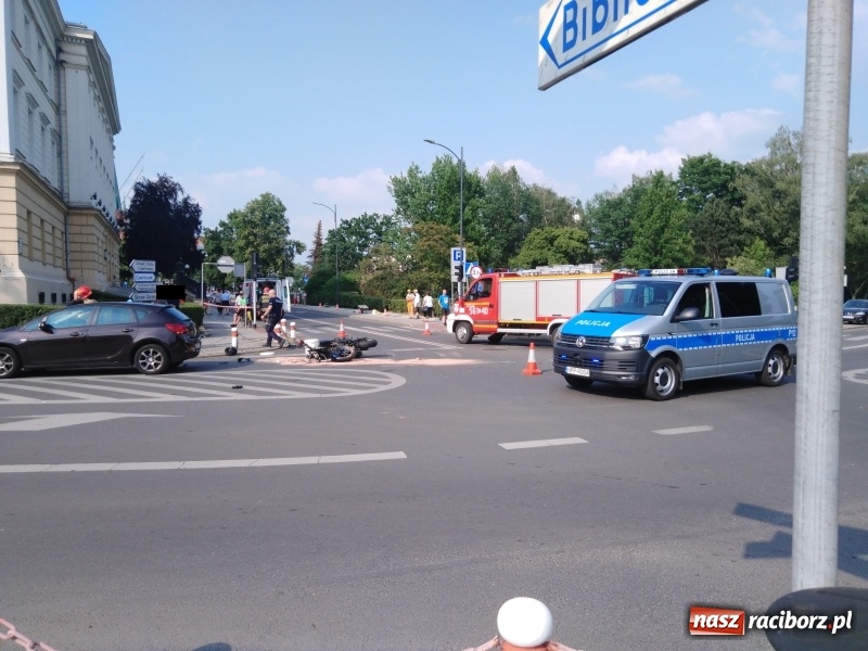 Zdjęcie w galerii na portalu naszraciborz.pl: Zderzenie opla i kawasaki pod sądem [FOTO] wiadomości z regionu