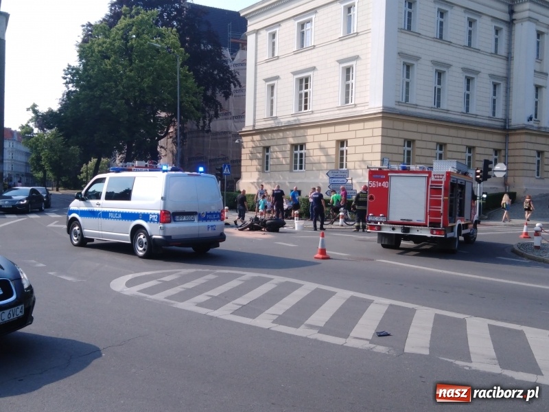 Zdjęcie w galerii na portalu naszraciborz.pl: Zderzenie opla i kawasaki pod sądem [FOTO] wiadomości z regionu