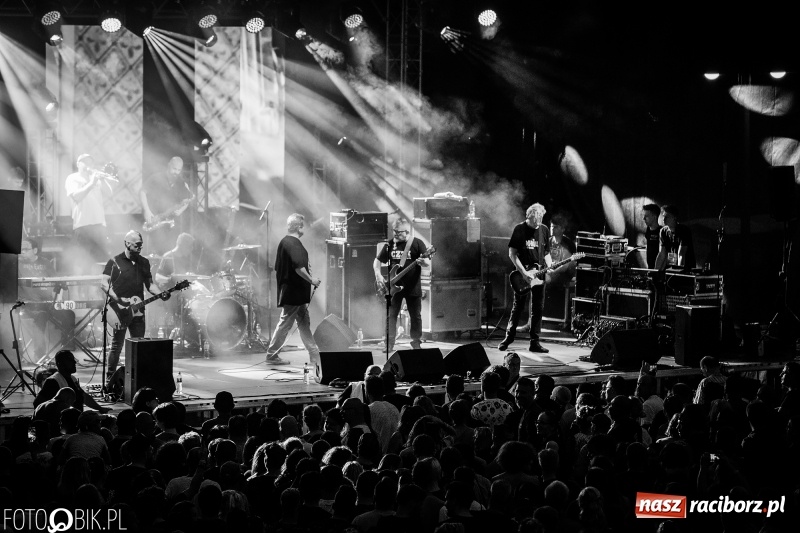 Zdjęcie w galerii na portalu naszraciborz.pl: KULT z Kazikiem na raciborskim zamku [FOTO i WIDEO] wiadomości z regionu