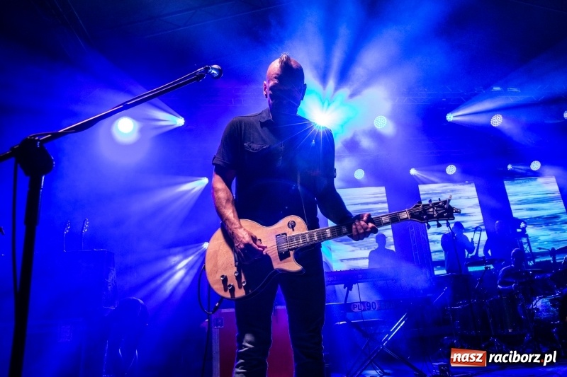 Zdjęcie w galerii na portalu naszraciborz.pl: KULT w Raciborzu. Tak reagowała publiczność [FOTO] wiadomości z regionu