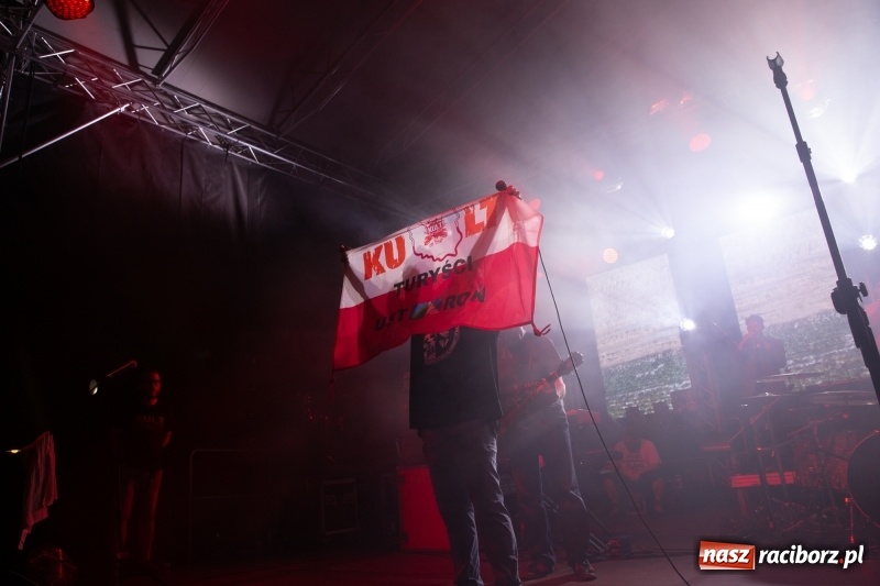 Zdjęcie w galerii na portalu naszraciborz.pl: KULT w Raciborzu. Tak reagowała publiczność [FOTO] wiadomości z regionu