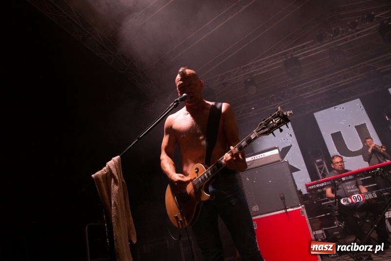 Zdjęcie w galerii na portalu naszraciborz.pl: KULT w Raciborzu. Tak reagowała publiczność [FOTO] wiadomości z regionu