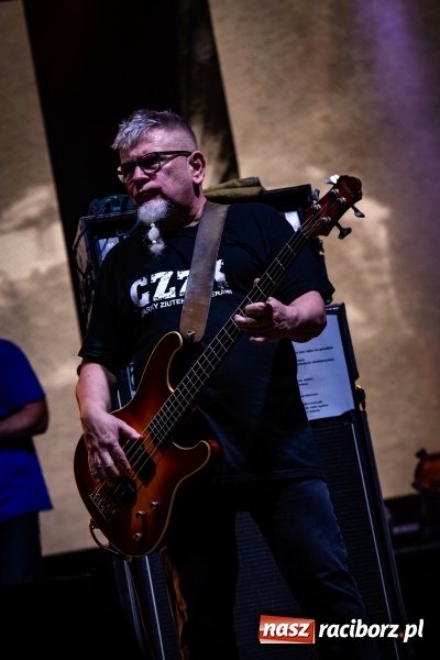 Zdjęcie w galerii na portalu naszraciborz.pl: KULT w Raciborzu. Tak reagowała publiczność [FOTO] wiadomości z regionu