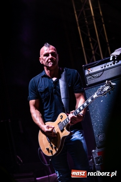 Zdjęcie w galerii na portalu naszraciborz.pl: KULT w Raciborzu. Tak reagowała publiczność [FOTO] wiadomości z regionu