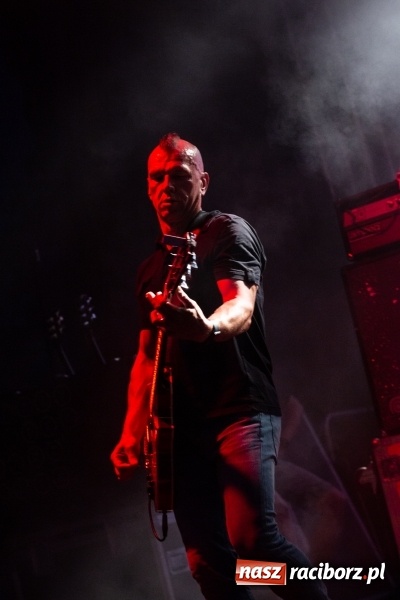 Zdjęcie w galerii na portalu naszraciborz.pl: KULT w Raciborzu. Tak reagowała publiczność [FOTO] wiadomości z regionu