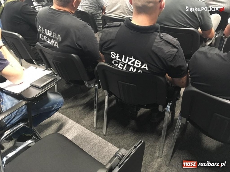 Zdjęcie w galerii na portalu naszraciborz.pl: Śląska policja uderza w jaskinie hazardu  wiadomości z regionu