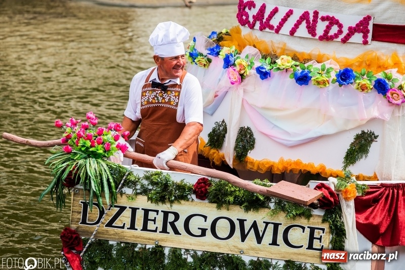 Zdjęcie w galerii na portalu naszraciborz.pl: Morsy spacerkiem, reszta powiosłuje albo włączy silniki. Skąd ruszy 22. Pływadło? wiadomości z regionu