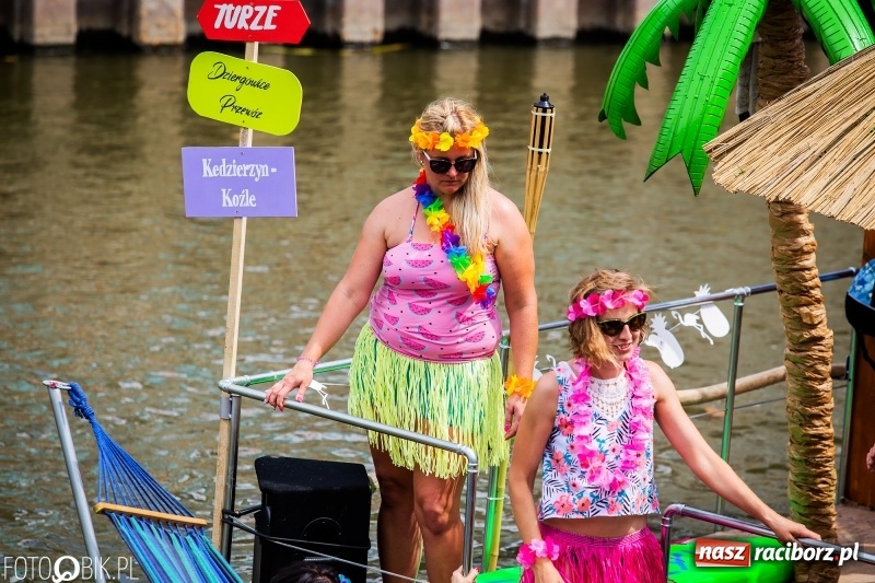 Zdjęcie w galerii na portalu naszraciborz.pl: Morsy spacerkiem, reszta powiosłuje albo włączy silniki. Skąd ruszy 22. Pływadło? wiadomości z regionu