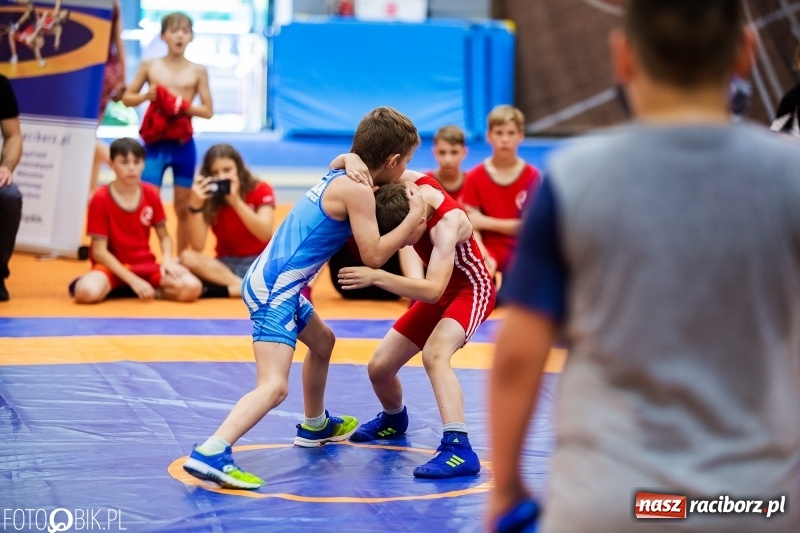 Zdjęcie w galerii na portalu naszraciborz.pl: III Memoriał zapaśniczy im. Grzegorza Pieronkiewicza [FOTO] wiadomości z regionu