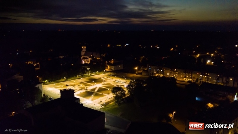 Zdjęcie w galerii na portalu naszraciborz.pl: Zobaczcie jak pięknieje rynek w Kietrzu [FOTO] wiadomości z regionu