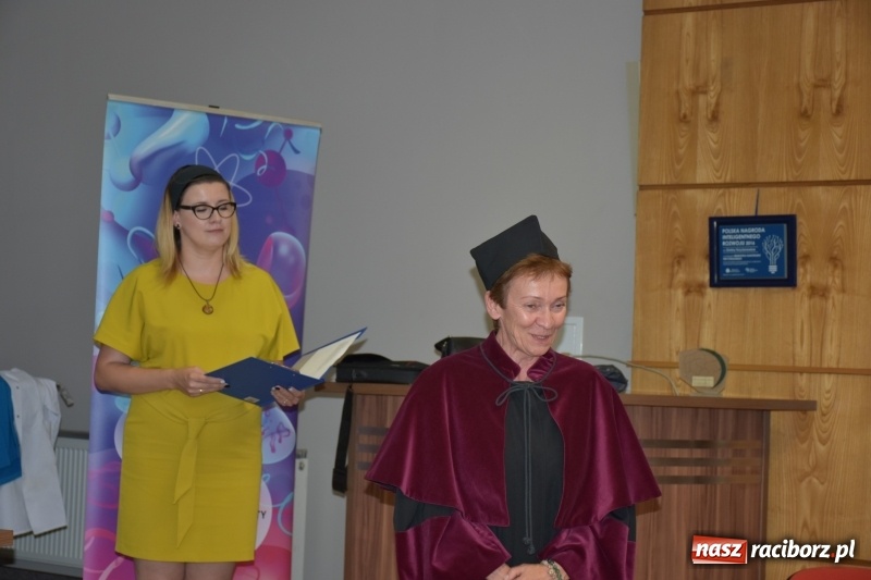 Zdjęcie w galerii na portalu naszraciborz.pl: Najmłodsi studenci zakończyli rok akademicki  wiadomości z regionu