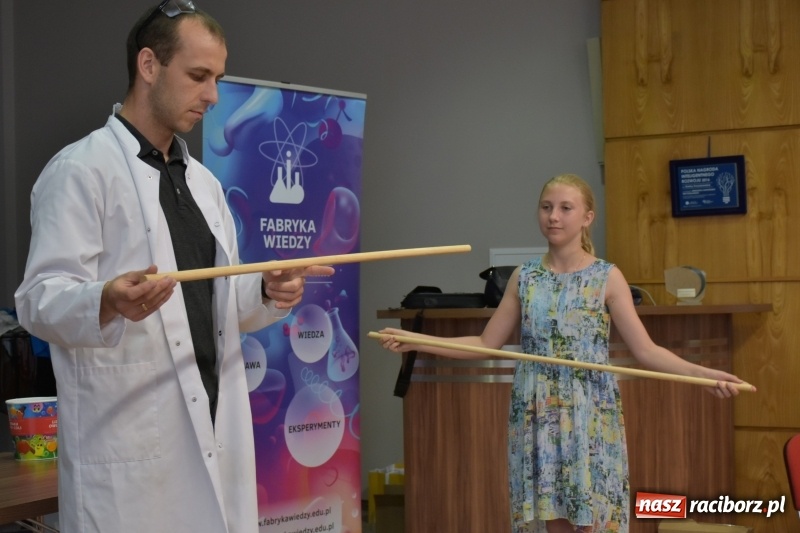 Zdjęcie w galerii na portalu naszraciborz.pl: Najmłodsi studenci zakończyli rok akademicki  wiadomości z regionu