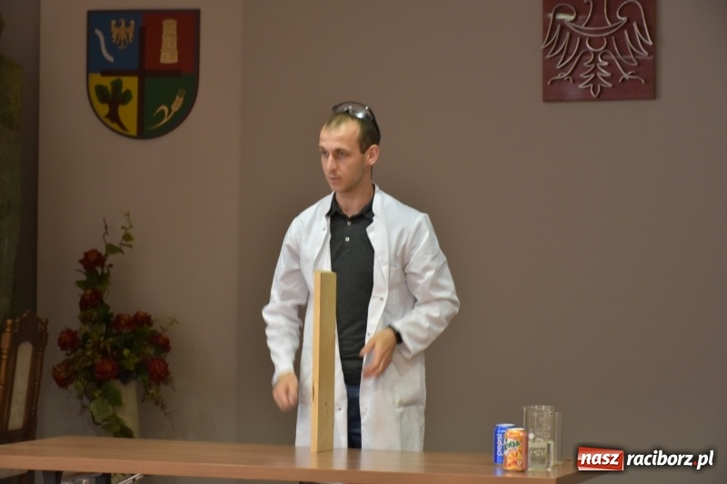 Zdjęcie w galerii na portalu naszraciborz.pl: Najmłodsi studenci zakończyli rok akademicki  wiadomości z regionu