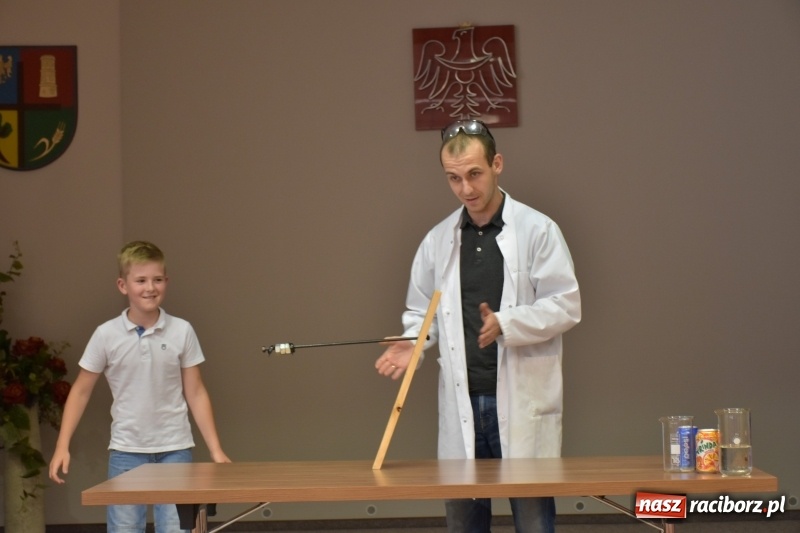 Zdjęcie w galerii na portalu naszraciborz.pl: Najmłodsi studenci zakończyli rok akademicki  wiadomości z regionu