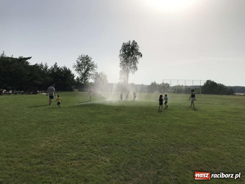Zdjęcie w galerii na portalu naszraciborz.pl: Rzuchów wywozi z Kobyli puchar wójta Kornowaca [FOTO i WIDEO] wiadomości z regionu