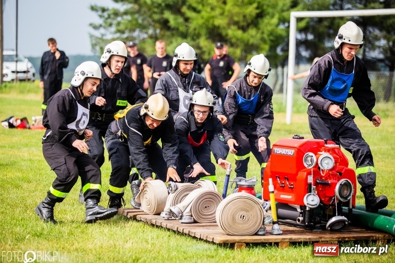 Zdjęcie w galerii na portalu naszraciborz.pl: Rzuchów wywozi z Kobyli puchar wójta Kornowaca [FOTO i WIDEO] wiadomości z regionu