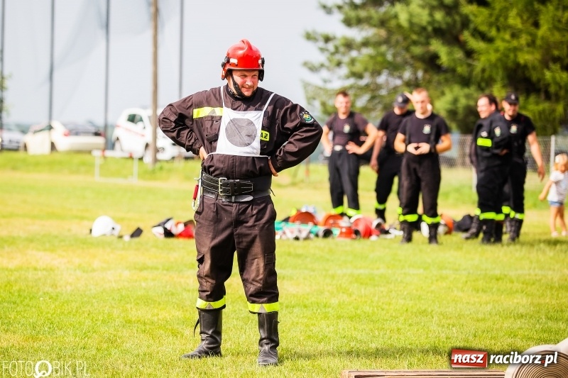 Zdjęcie w galerii na portalu naszraciborz.pl: Rzuchów wywozi z Kobyli puchar wójta Kornowaca [FOTO i WIDEO] wiadomości z regionu