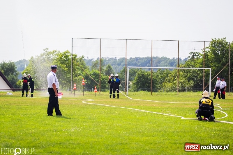 Zdjęcie w galerii na portalu naszraciborz.pl: Rzuchów wywozi z Kobyli puchar wójta Kornowaca [FOTO i WIDEO] wiadomości z regionu