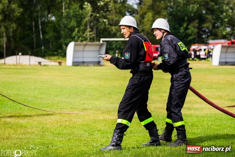 Zdjęcie w galerii na portalu naszraciborz.pl: Rzuchów wywozi z Kobyli puchar wójta Kornowaca [FOTO i WIDEO] wiadomości z regionu