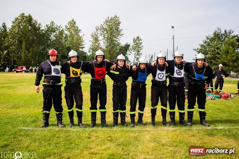 Zdjęcie w galerii na portalu naszraciborz.pl: Rzuchów wywozi z Kobyli puchar wójta Kornowaca [FOTO i WIDEO] wiadomości z regionu